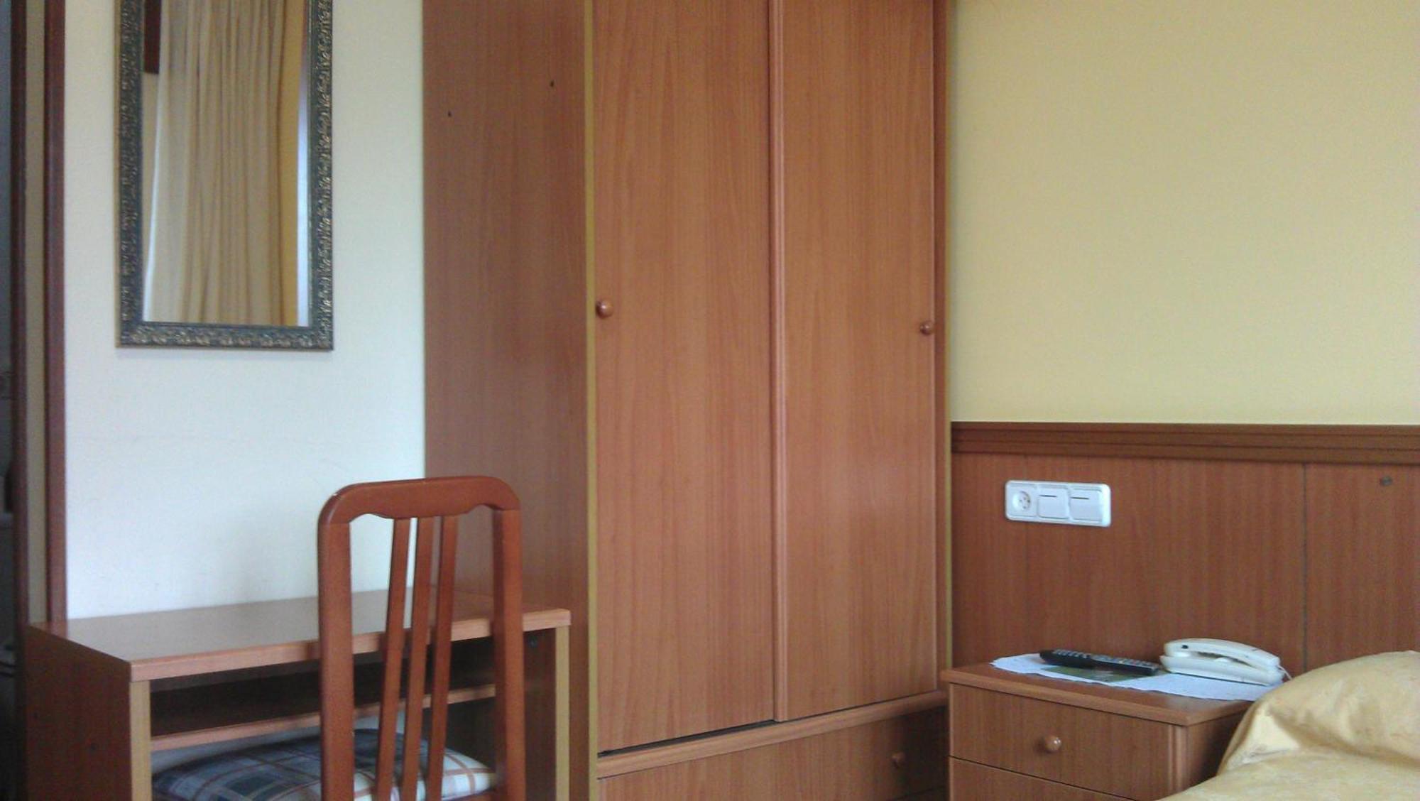 Hostal Restaurante O'Cadaval Frades 部屋 写真